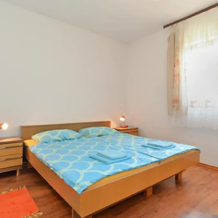Ferienwohnung Fuer 5 Personen Ca 90 Qm In Galizana, Istrien Istrische Riviera Apartment *