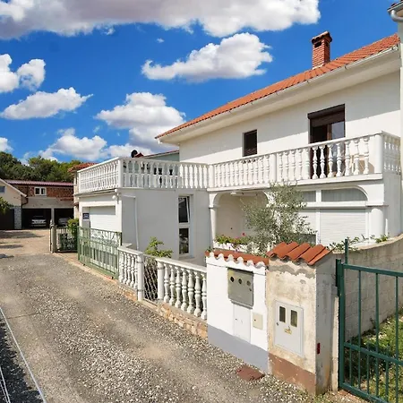 Ferienwohnung Fuer 5 Personen Ca 90 Qm In Galizana, Istrien Istrische Riviera Pula